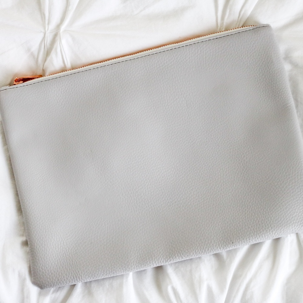 PopBasic Gray Paloma Leather Clutch w/ rose gold
